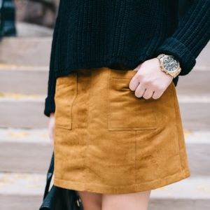 Old Navy suede skirt.
